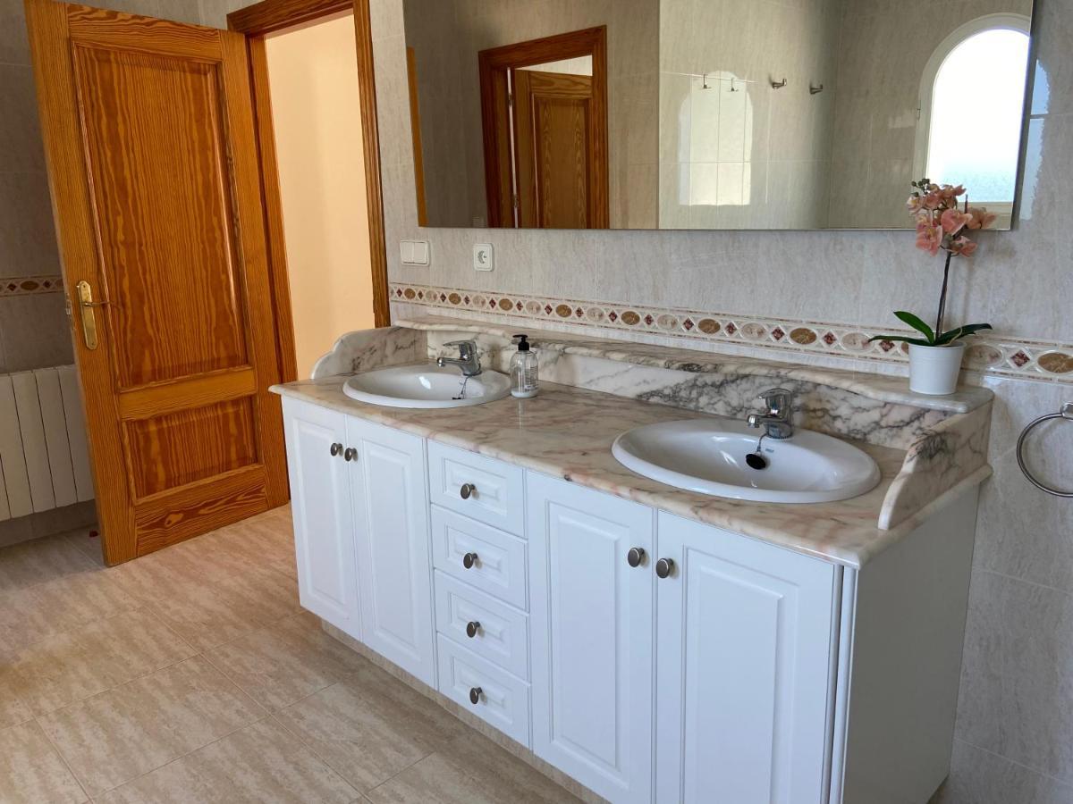 Villa Altea 2 Pools - 24 Persons Eksteriør billede